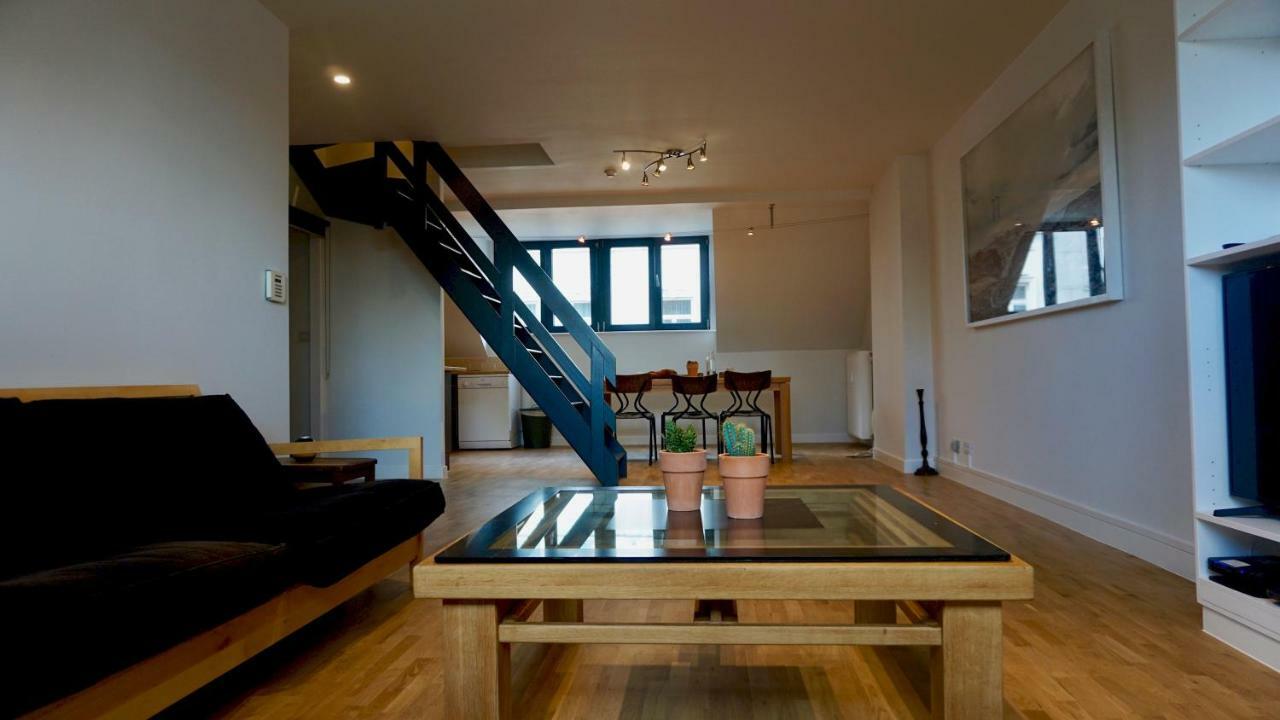 Unit 8 - Charming Loft Apt. Near Avenue Louise Free Parking بروكسل المظهر الخارجي الصورة